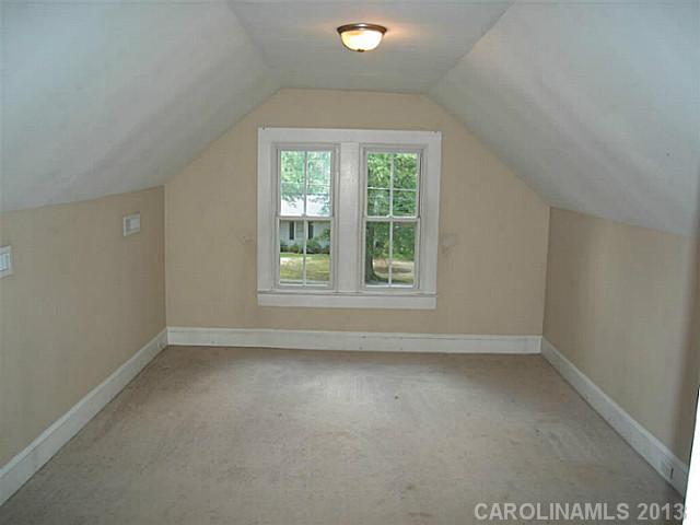 305 Calhoun St, Clover, SC 29710 photo 13