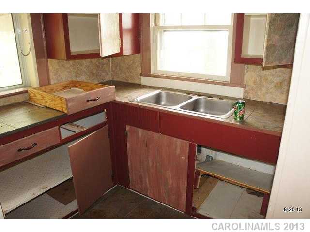 204 3rd St, Oakboro, NC 28129 photo 3