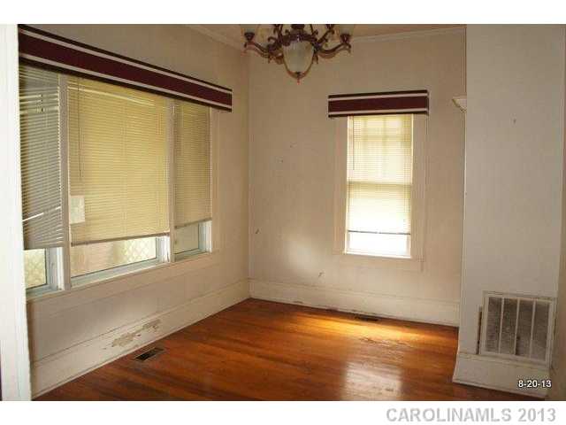 204 3rd St, Oakboro, NC 28129 photo 4
