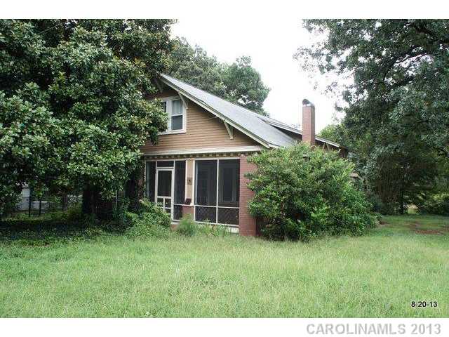 204 3rd St, Oakboro, NC 28129 photo 2