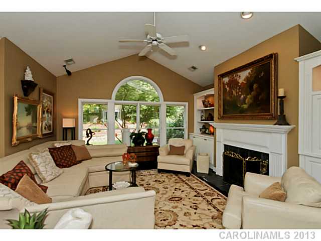 17520 Springwinds Dr, Cornelius, NC 28031 photo 6