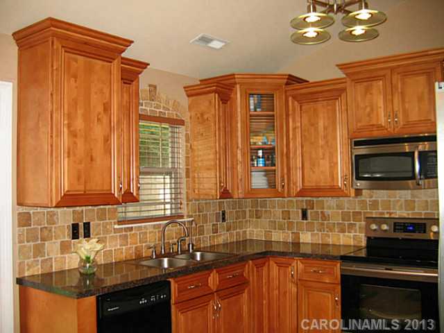 227 East Ave, Monroe, NC 28110 photo 4