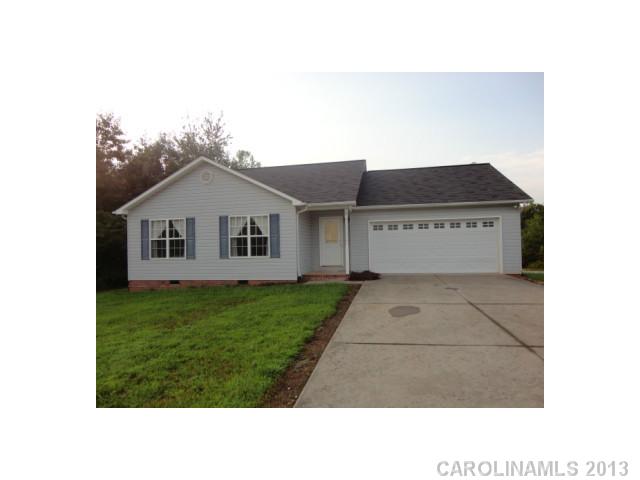 8 Restful Ln, Hickory, NC 28601 photo 1
