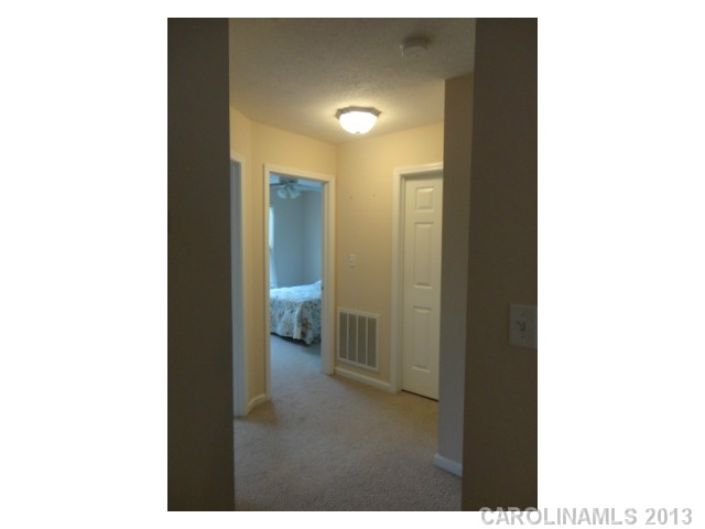 8 Restful Ln, Hickory, NC 28601 photo 9