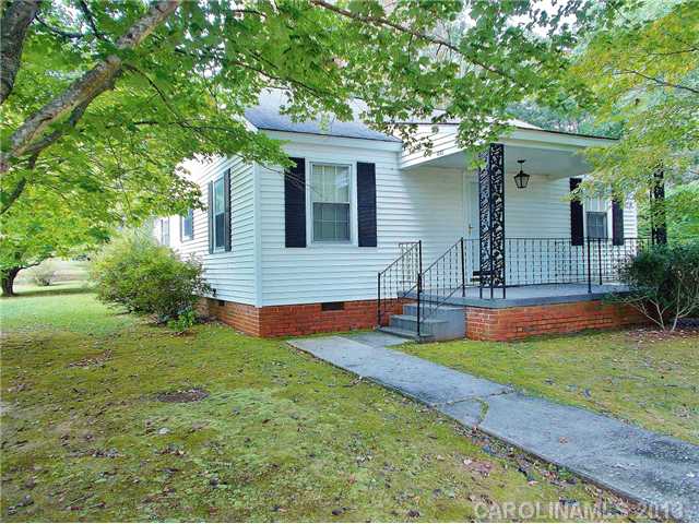 445 Grace Ave, Lancaster, SC 29720 photo 1