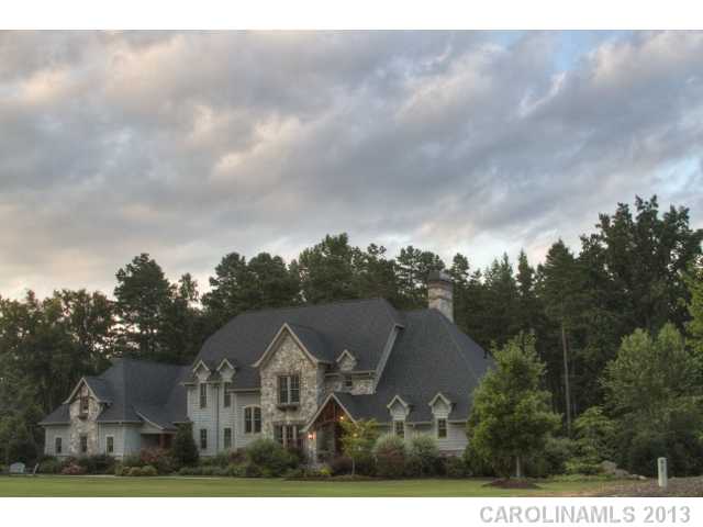 920 Martingale Ln, Davidson, NC 28036 photo 1