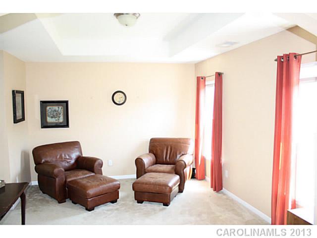 3294 Streamside Dr, Davidson, NC 28036 photo 8