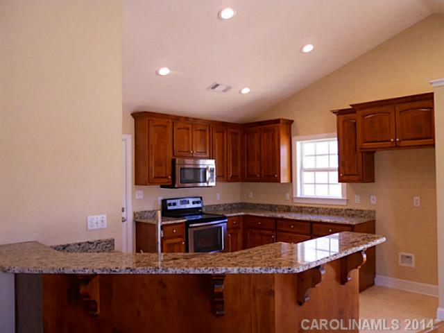 5204 Sustar Dr, Monroe, NC 28110 photo 5