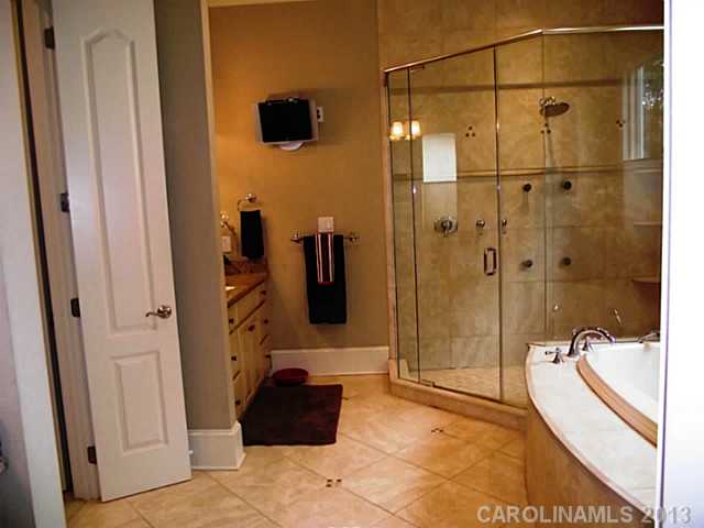 20613 Lagoona Dr, Cornelius, NC 28031 photo 8