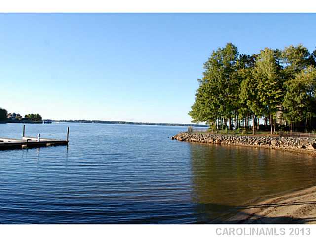 20608 Pointe Regatta Dr, Cornelius, NC 28031 photo 10