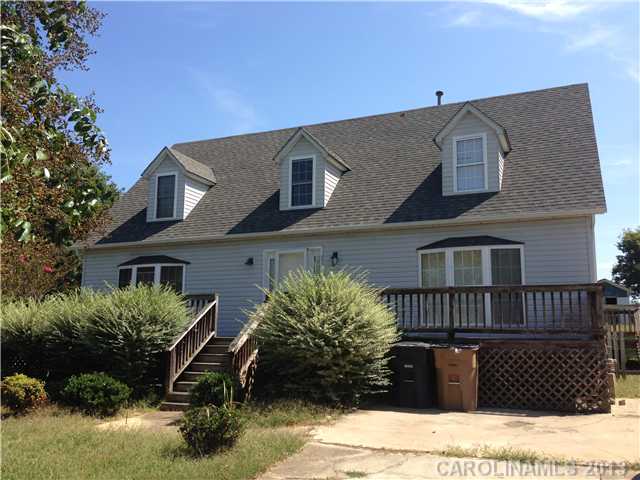 2304 Clover Bend Dr, Monroe, NC 28110 photo 1