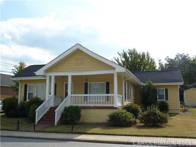 160 Eighth Ave, Cramerton, NC 28032 photo 1