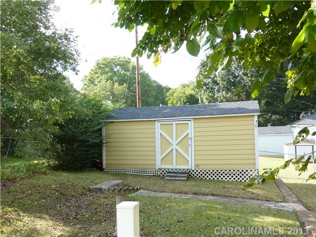 160 Eighth Ave, Cramerton, NC 28032 photo 3