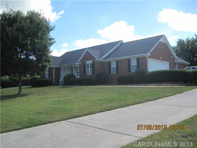 925 Secrest Hill Dr, Monroe, NC 28110 photo 1