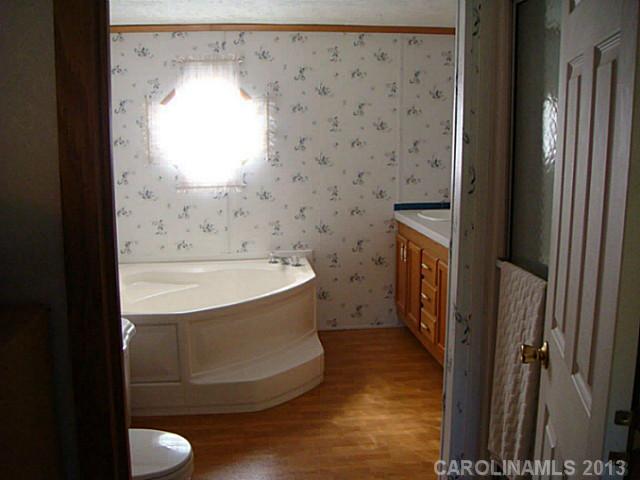 1851 E Chappell Rd, Mc Connells, SC 29726 photo 8