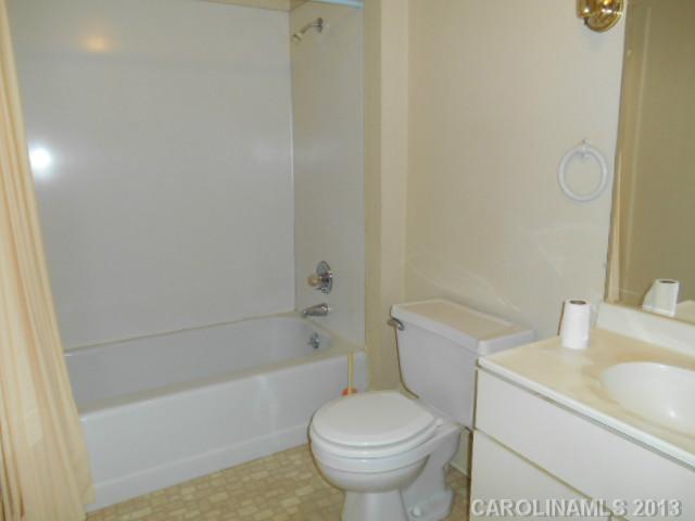 202 E 3rd Street St, Kannapolis, NC 28083 photo 9