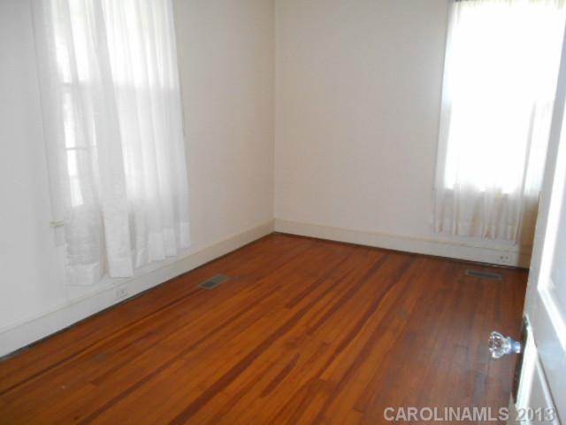 202 E 3rd Street St, Kannapolis, NC 28083 photo 8