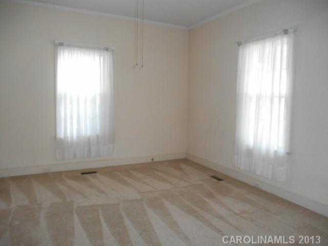 202 E 3rd Street St, Kannapolis, NC 28083 photo 4
