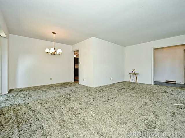 3061 Point Clear Dr, Tega Cay, SC 29708 photo 3