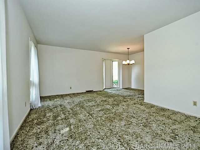 3061 Point Clear Dr, Tega Cay, SC 29708 photo 2