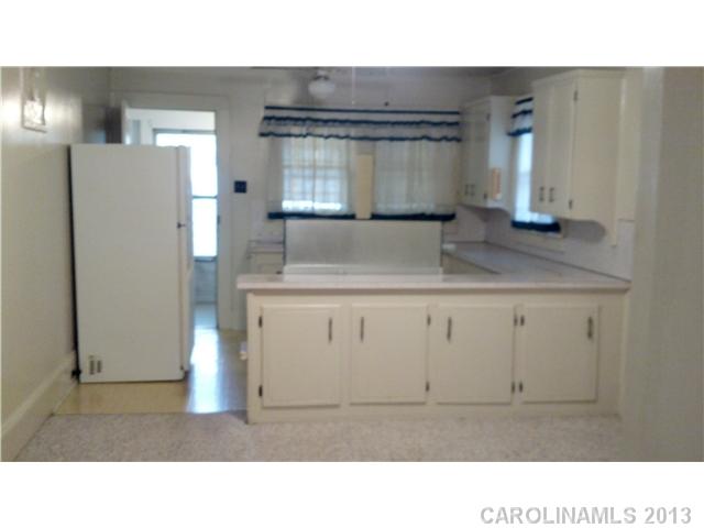 1222 E 1st St, Kannapolis, NC 28083 photo 4