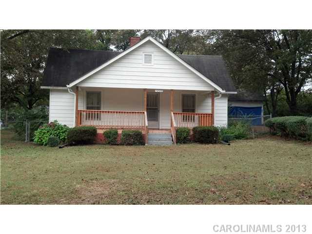 1222 E 1st St, Kannapolis, NC 28083 photo 1