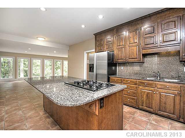529 Stuart Rdg, Cramerton, NC 28032 photo 8