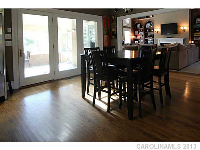 19906 River Falls Dr, Davidson, NC 28036 photo 5