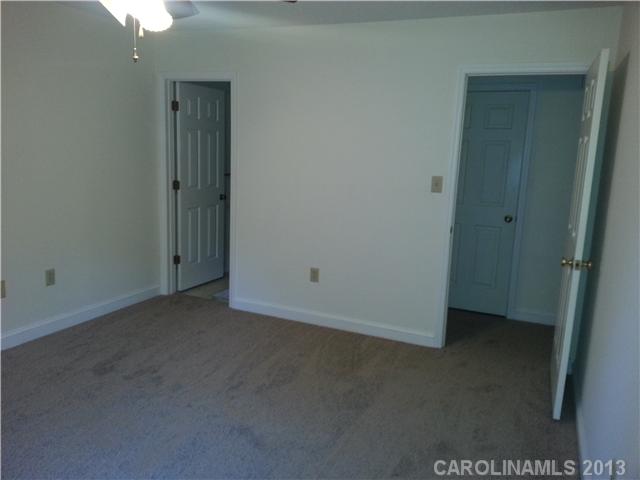 2409 Fox Hunt Dr, Monroe, NC 28110 photo 10