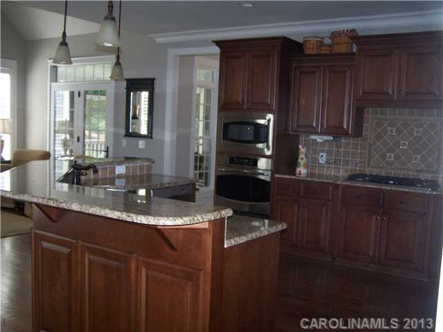 6275 Fox Chase Dr, Davidson, NC 28036 photo 3