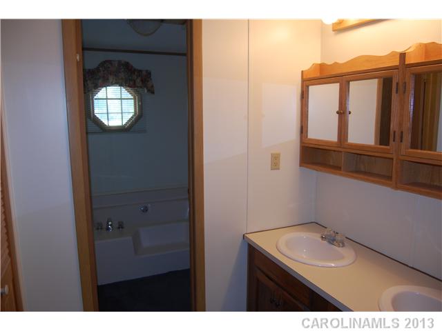 2005 Moose Rd, Kannapolis, NC 28083 photo 8