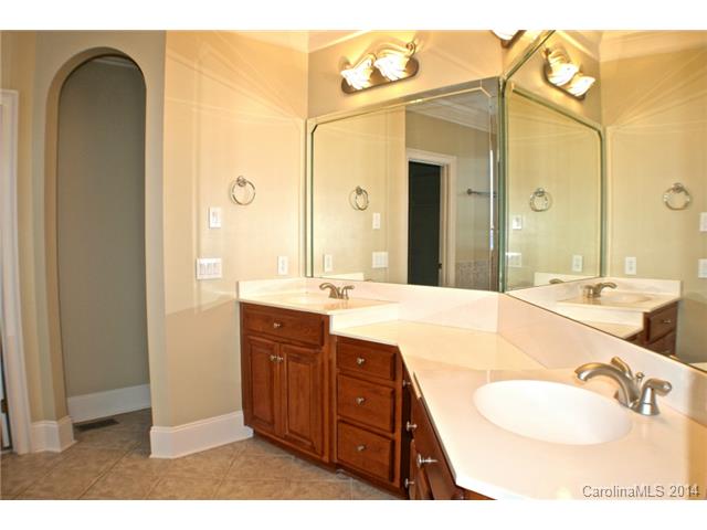 13319 Robert Walker Dr, Davidson, NC 28036 photo 8