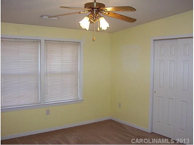 157 Chief Thomas Rd, Harmony, NC 28634 photo 13