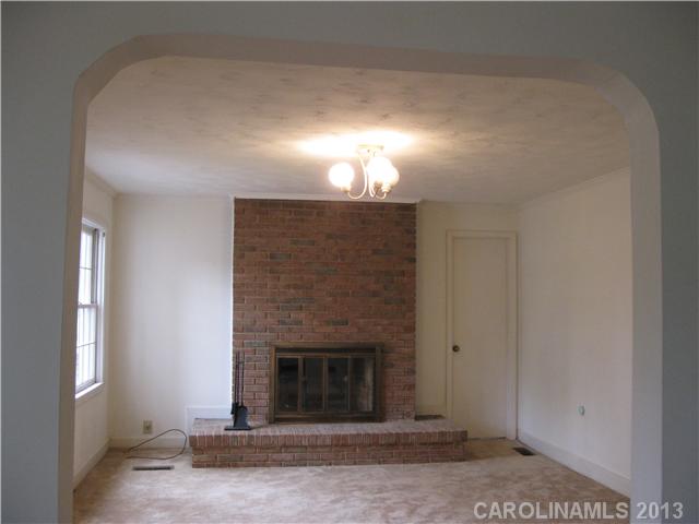 301 King St, Monroe, NC 28110 photo 4