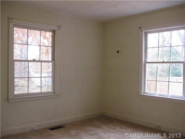 301 King St, Monroe, NC 28110 photo 11