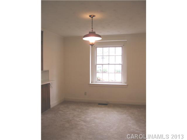 301 King St, Monroe, NC 28110 photo 5