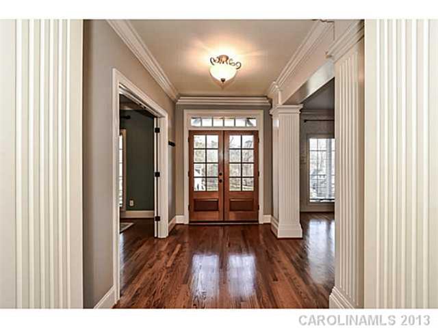 6317 Fox Chase Dr, Davidson, NC 28036 photo 2