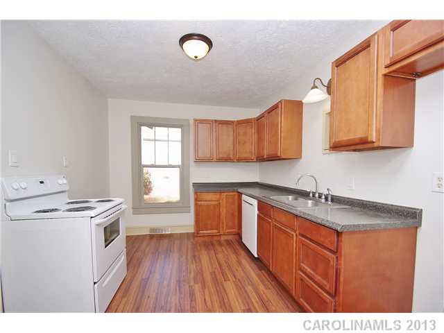 409 Griffith Rd, Monroe, NC 28112 photo 5