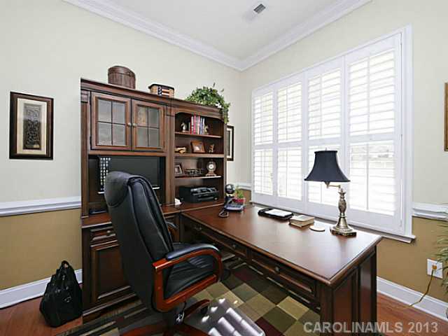 17135 Lake Path Dr, Cornelius, NC 28031 photo 9