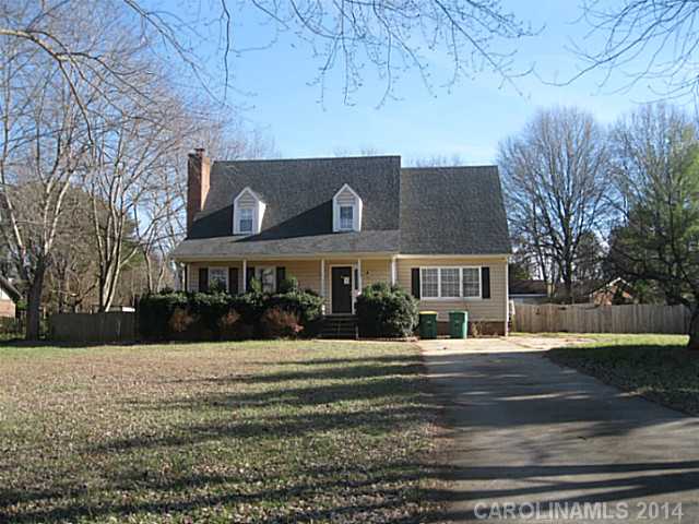 6740 Castleton Dr, Clemmons, NC 27012 photo 2