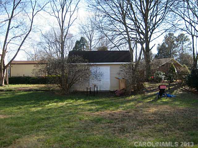 6740 Castleton Dr, Clemmons, NC 27012 photo 13