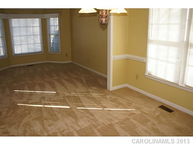 9542 Arborview Ct, Charlotte, NC 28269 photo 8