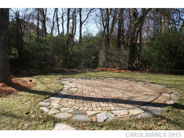 9542 Arborview Ct, Charlotte, NC 28269 photo 15