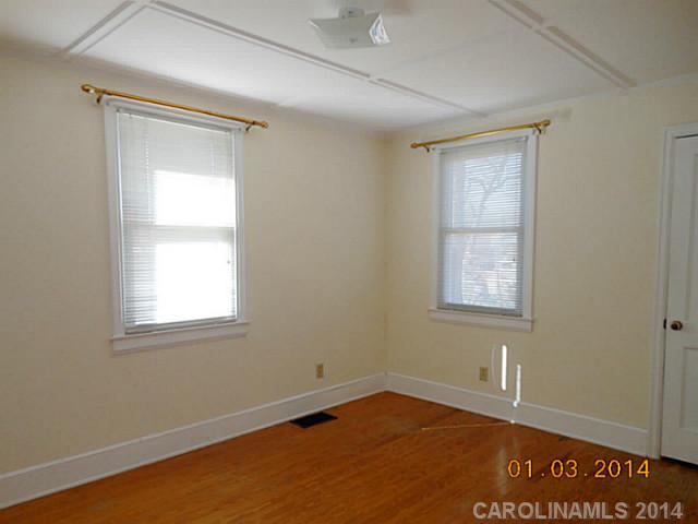 114 Knox St, Clover, SC 29710 photo 11