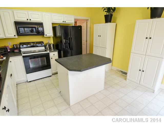 7019 Medlin Rd, Monroe, NC 28112 photo 12