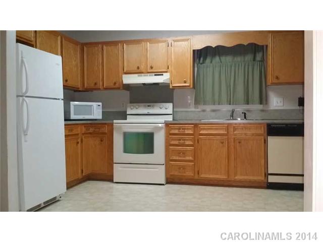 1613 Mackenzie Ln, Monroe, NC 28110 photo 2