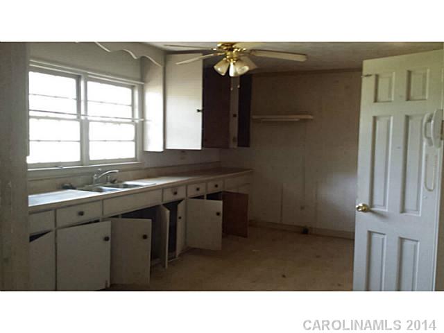 2503 Sikes Mill Rd, Monroe, NC 28110 photo 4