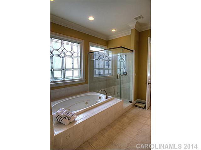 18310 Town Harbour Rd, Cornelius, NC 28031 photo 10