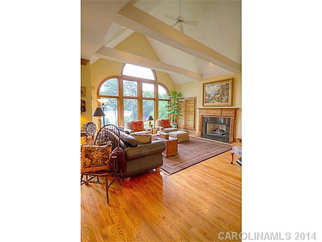 18310 Town Harbour Rd, Cornelius, NC 28031 photo 5