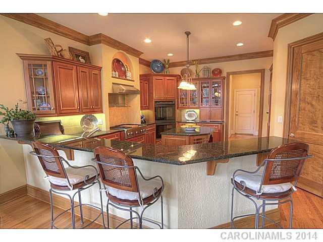 18310 Town Harbour Rd, Cornelius, NC 28031 photo 4